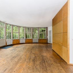 Helles Büro in Berlin Weißensee Zentrum zu vermieten!