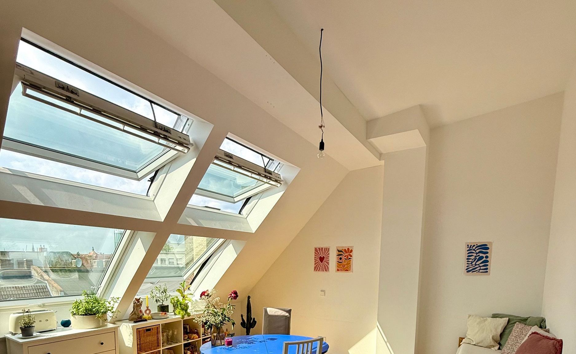 Moderne Dachgeschosswohnung in Berlin – Friedrichshain