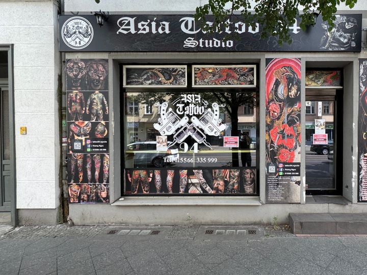 Lichtdurchflutete Verkaufsfläche mit großzügiger Schaufensterfront!