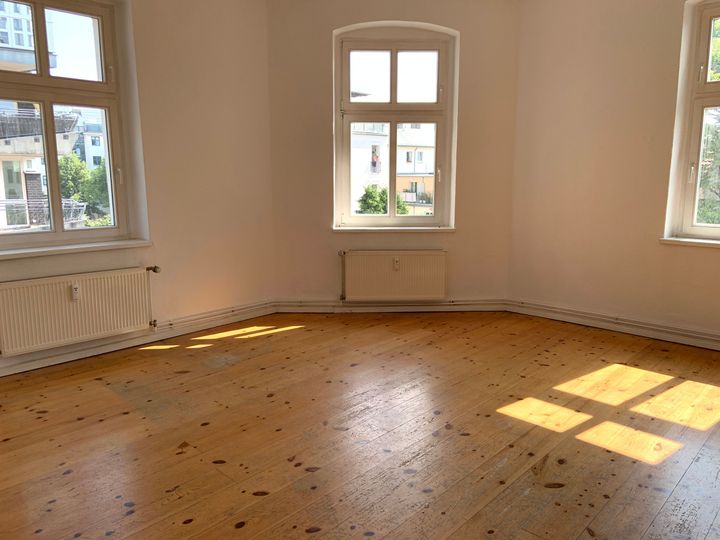 Teilgewerbliche Vermietung! 2-Zimmer Wohnung in ruhiger Lage!