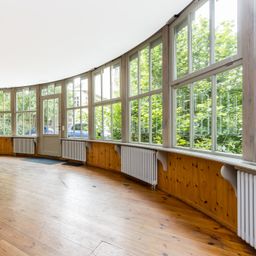 Helles Büro in Berlin Weißensee Zentrum zu vermieten!