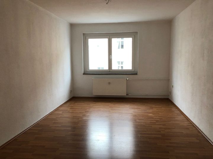 Geräumige 3-Zimmer-Wohnung in zentraler Lage in Berlin !