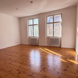 2-Raumwohnung im Altbau !