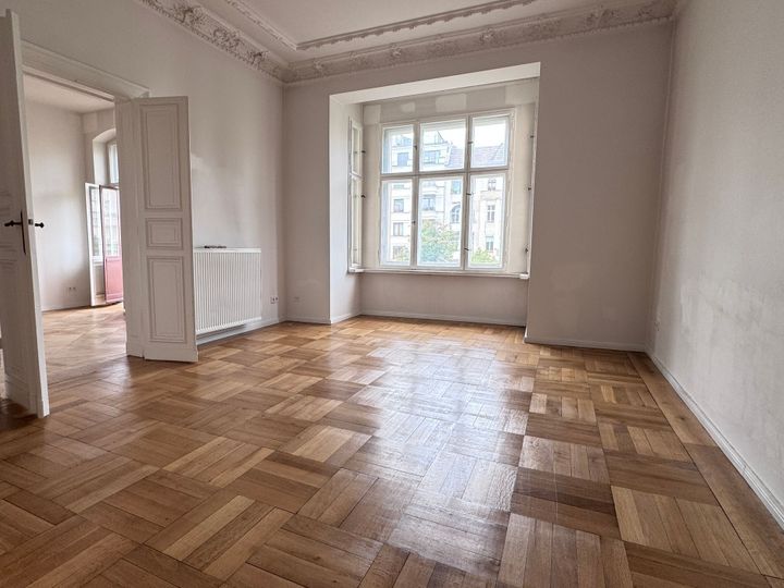 Zur Teilgewerblichen Nutzung! Helle 3-Zimmer-Wohnung mit Balkon in Berlin