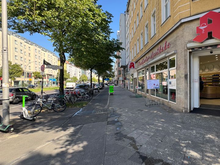 Top-Lage Friedrichshain: Repräsentative Verkaufsfläche zu vermieten!