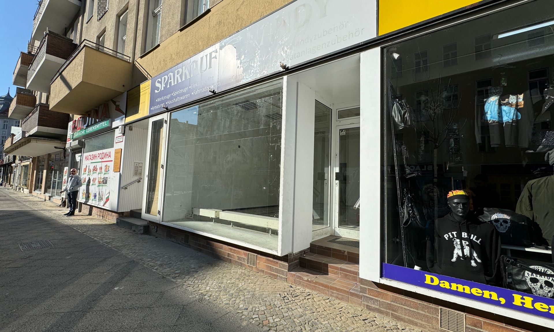 Kompakte Gewerbeeinheit in Frequentierter Lage !