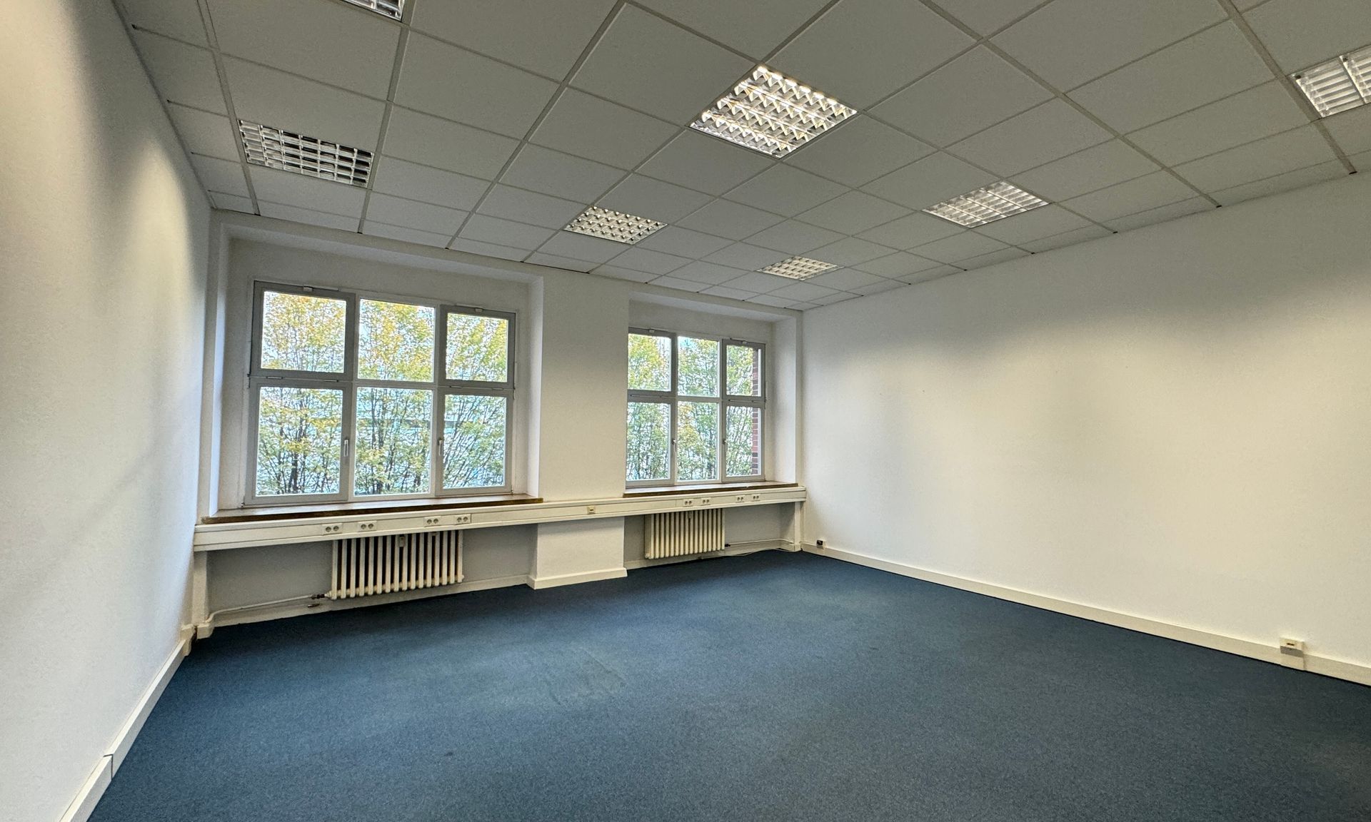 Einzelraumvermietung in gepflegtem Bürogebäude !