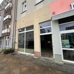 Platz- Lage Weißensee: Praktische Verkaufsfläche zu vermieten!