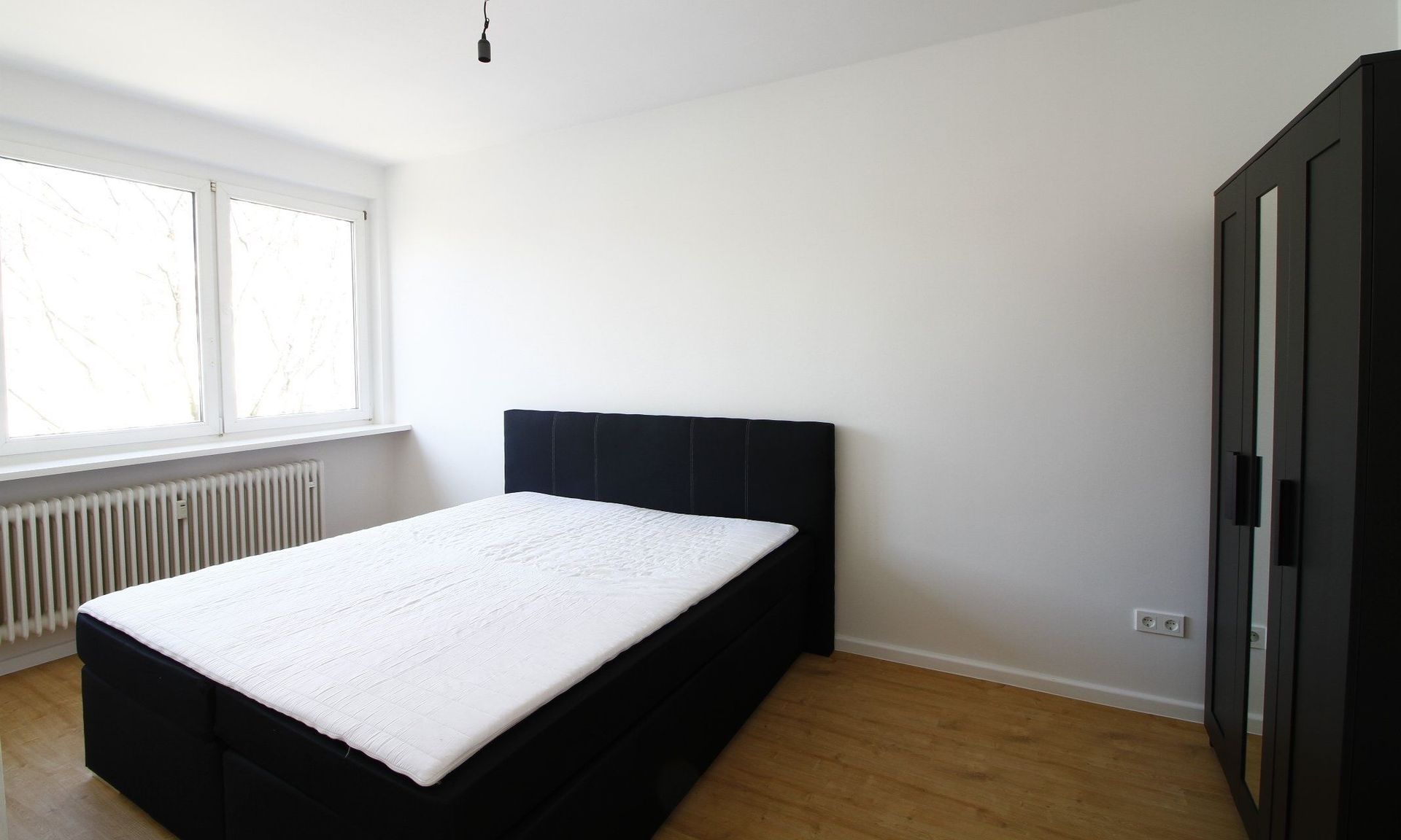 Charmante Möblierte 2-Zimmer-Wohnung mit Balkon in Berlin-Spandau