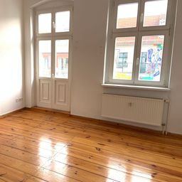 Dreiraumwohnung mit Balkon!