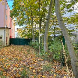 Idyllische Remisenwohnung mit eigenem Garten und Schuppen !
