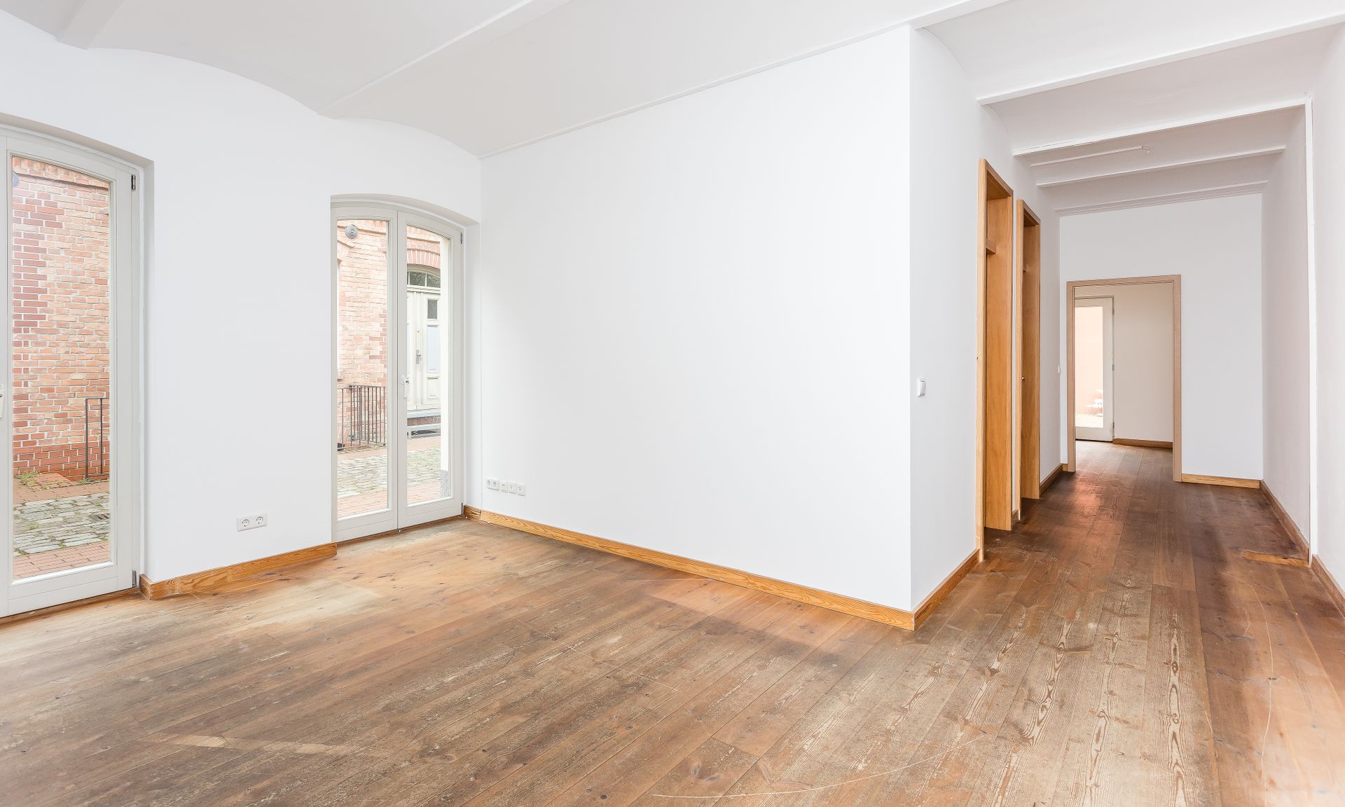 Bürofläche auf 3-Etagen in mitten von Weißensee!