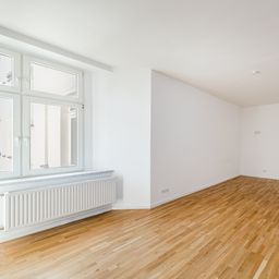 Saniertes Studio Apartment am Kollwitzplatz!