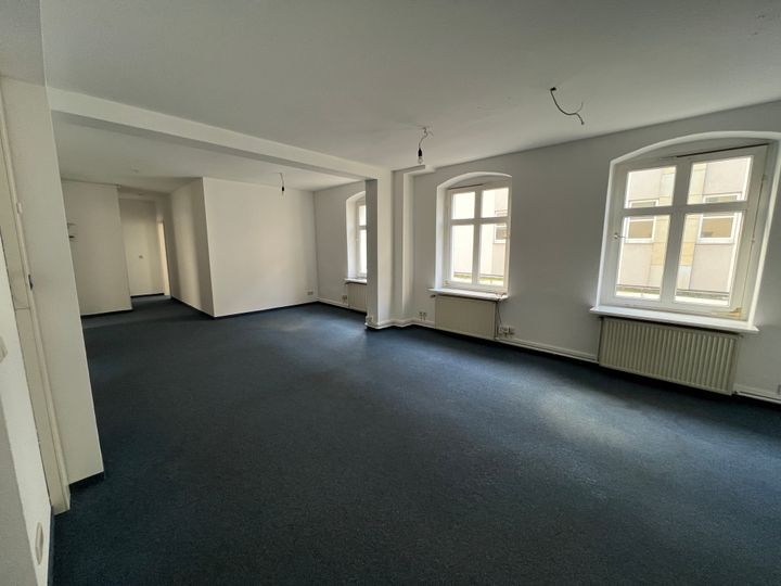 Großzügige Bürofläche in Spandau’s Innenstadt sucht neuen Mieter!