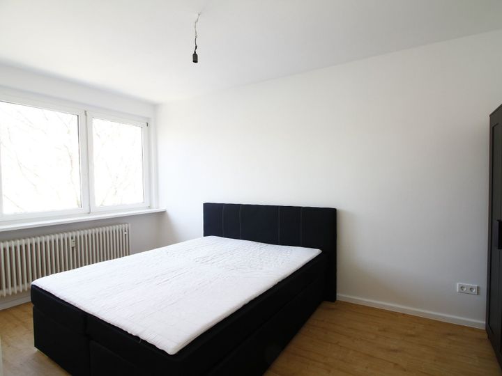 Charmante Möblierte 2-Zimmer-Wohnung mit Balkon in Berlin-Spandau