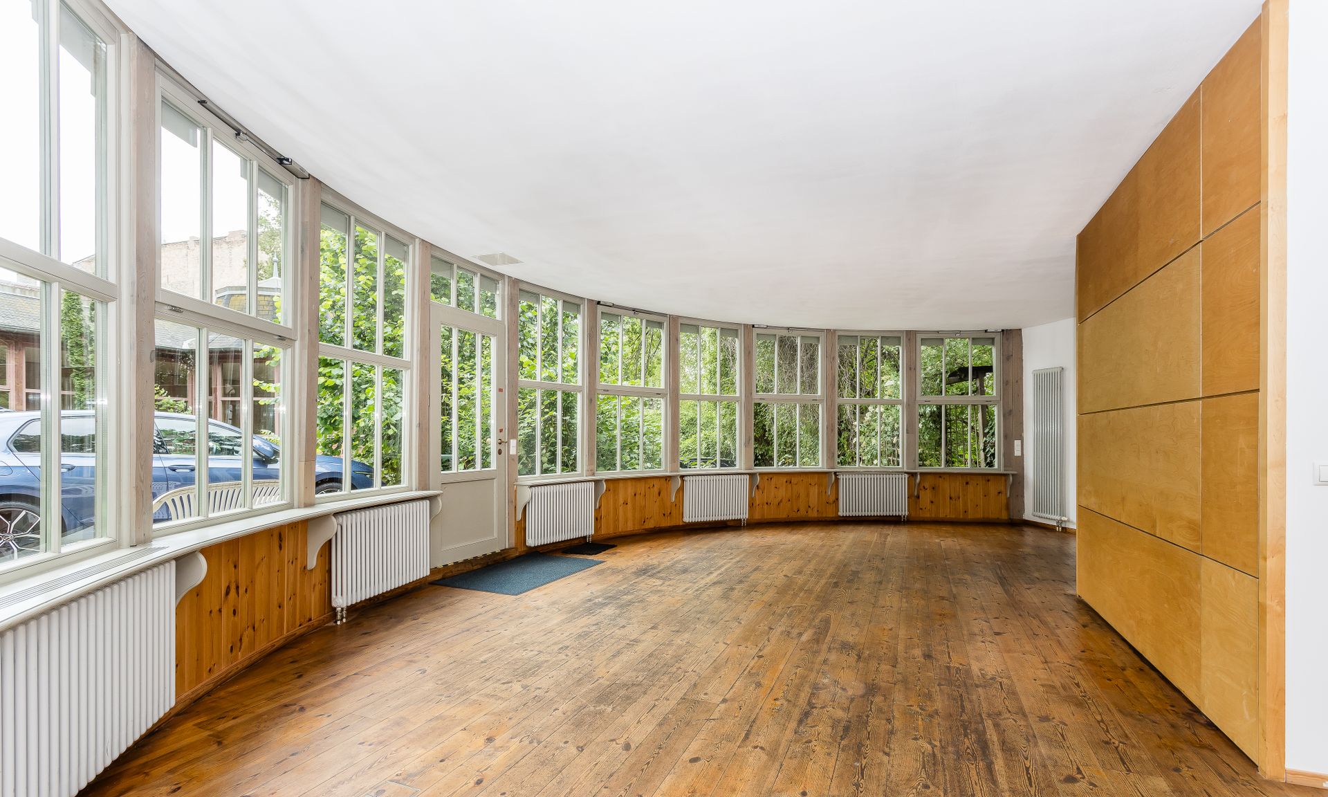 Helles Büro in Berlin Weißensee Zentrum zu vermieten!