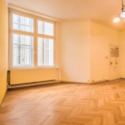 Ein Zuhause mit Geschichte: 3-Zimmer-Altbau voller Charme !