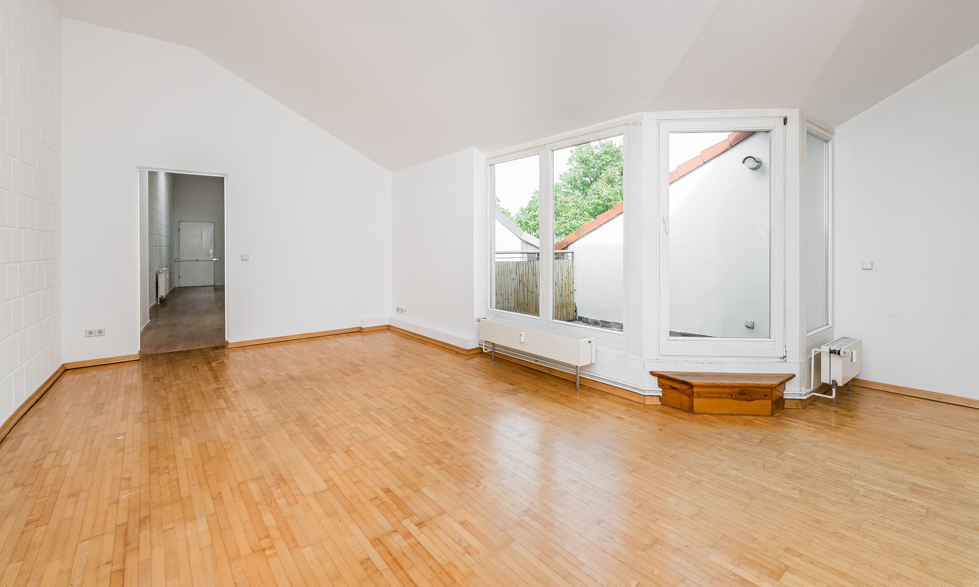 Exklusive Penthouse-Atmosphäre in Berlin-Mitte – zwei Terrassen inklusive!