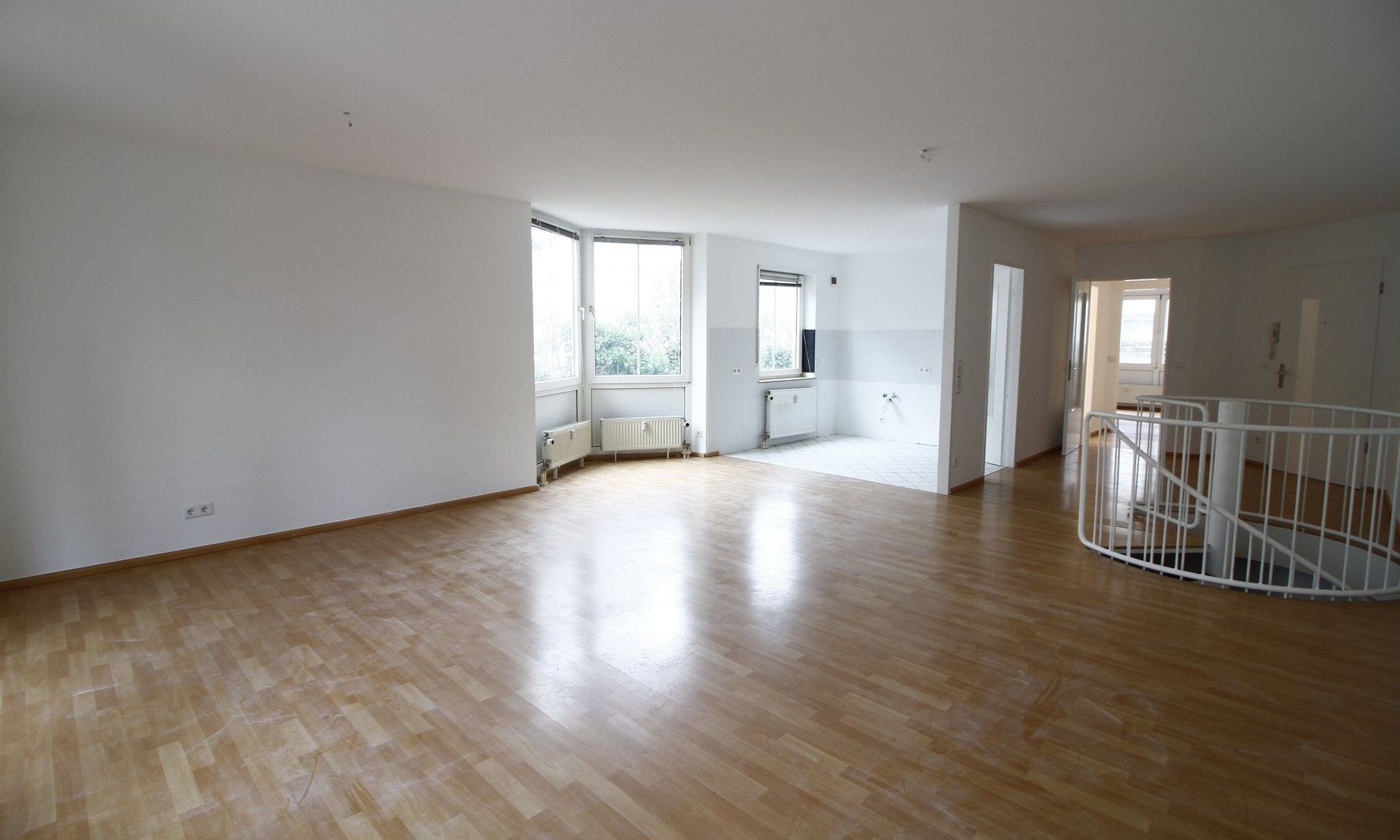 Ruhig gelegenes Maisonette mit Terrasse !