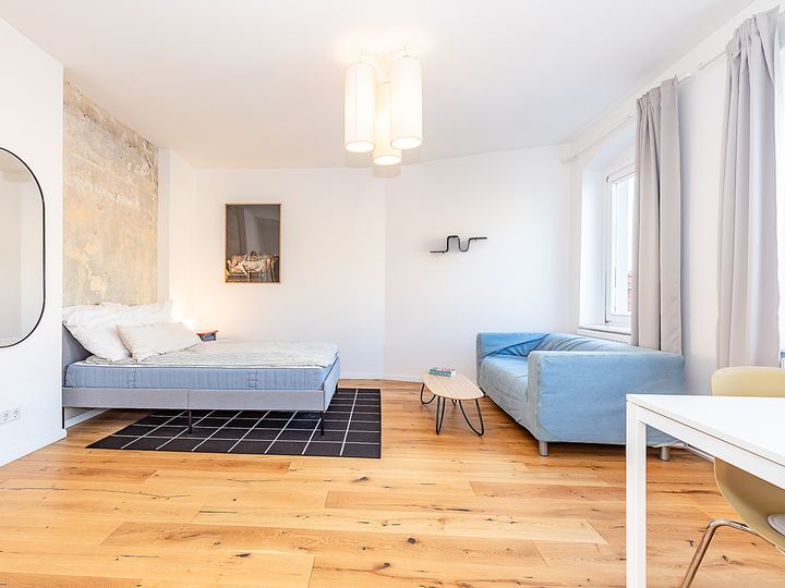 Am Puls der Zeit – Traumhafte Wohnung mit exklusiver Einrichtung !