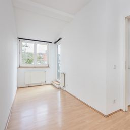 Wohnen über zwei Etagen am Kollwitzplatz!