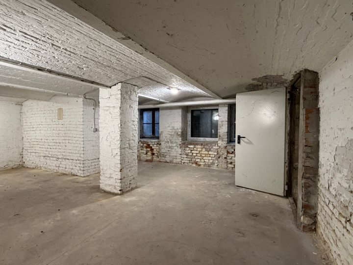 Keller Lagerfläche am Mariannenplatz !