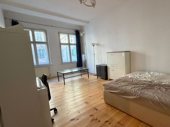 Modernes, möbliertes Studentenstudio im Herzen von Friedrichshain