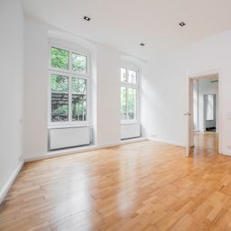 Sonnige Ruhe mitten im Kiez: 2-Zimmer mit Privatgarten!
