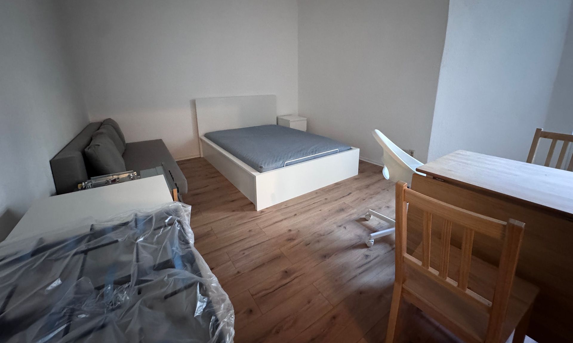 Möblierte Studentenwohnung im Herzen von Friedrichshain!