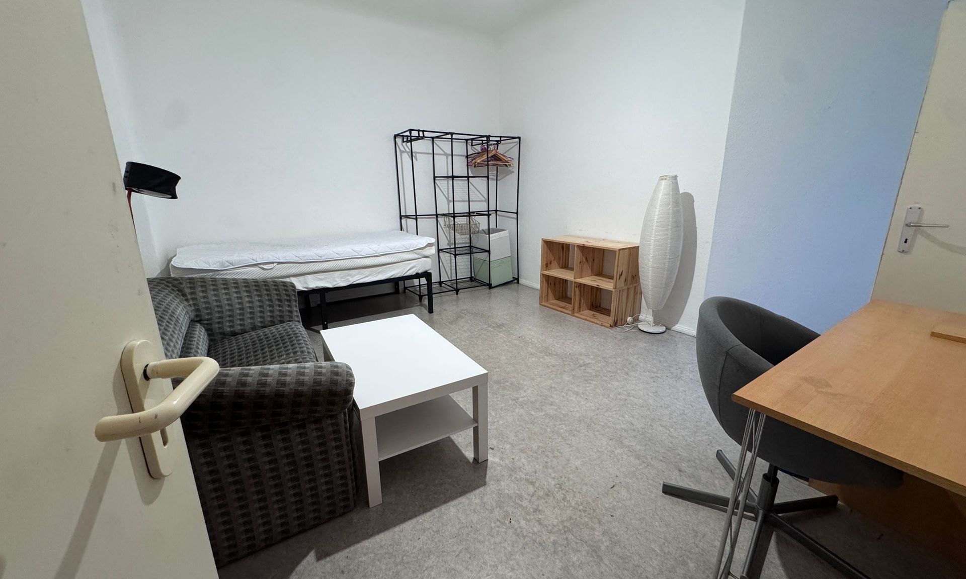 Möbliertes Studentenstudio im Herzen von Friedrichshain!