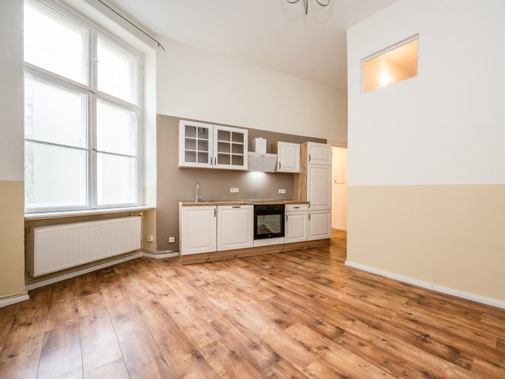 Ruhige Innenhoflage trifft lebendigen Kiez- zentral in Schöneberg !